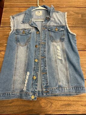 Classic Light Blue Distressed Denim Vest - Sleeveless Jacket
